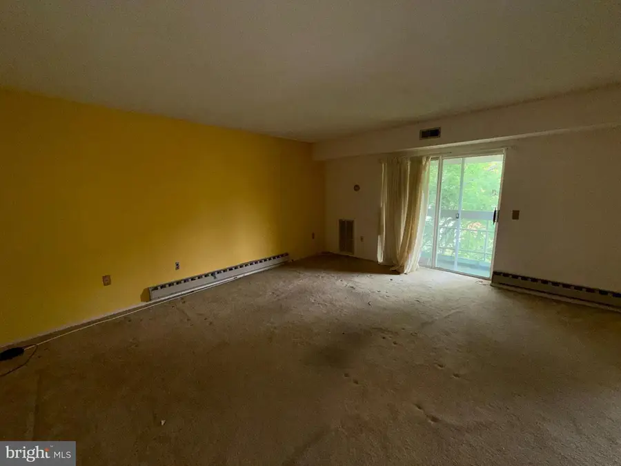15100 Glade Dr #11, Silver Spring, MD 20906 - #2
