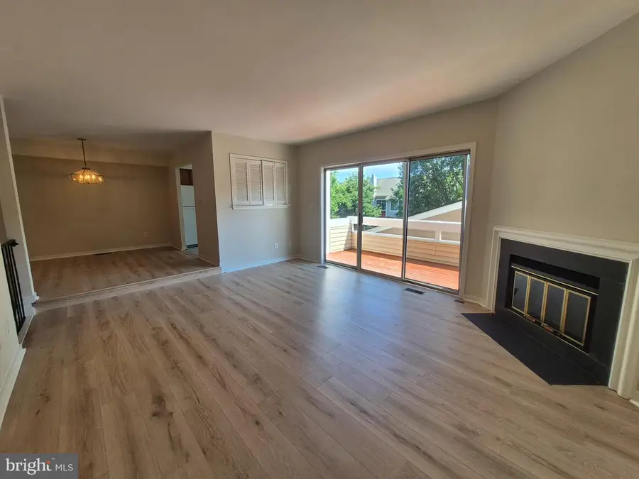 9813 Sailfish Ter, Gaithersburg, MD 20886 - #3