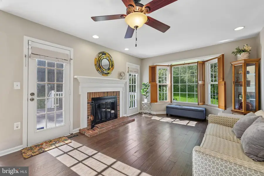 16013 Mills Orchard Dr, Gaithersburg, MD 20878 - #2