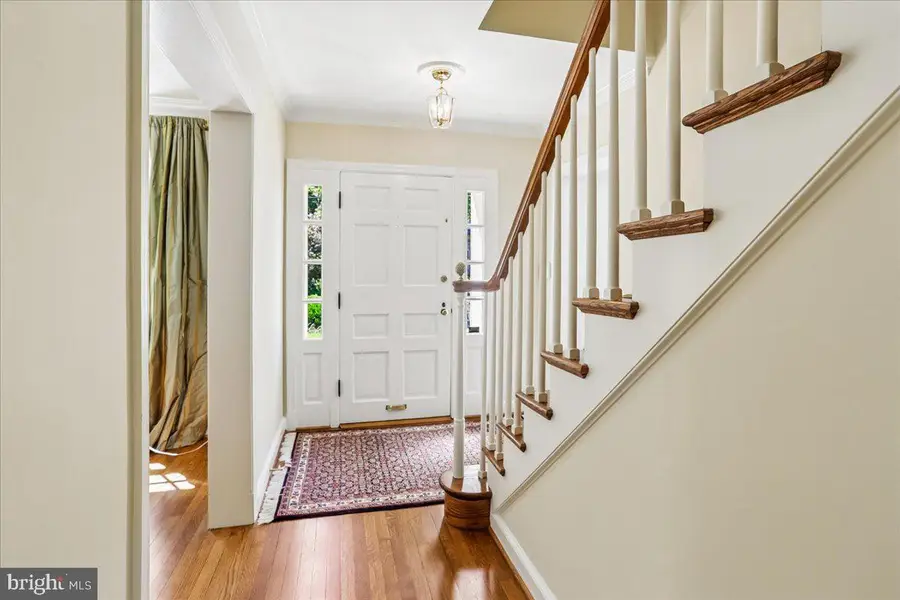3202 Pickwick Ln, Chevy Chase, MD 20815 - #3