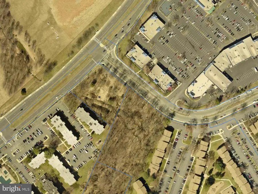 325 Muddy Branch Rd, Gaithersburg, MD 20878 - #2