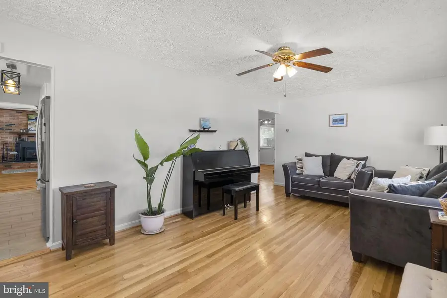 1108 Grandin Ave, Rockville, MD 20851 - #3