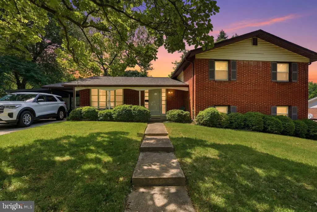 1011 Devere Dr, Silver Spring, MD 20903 - #1