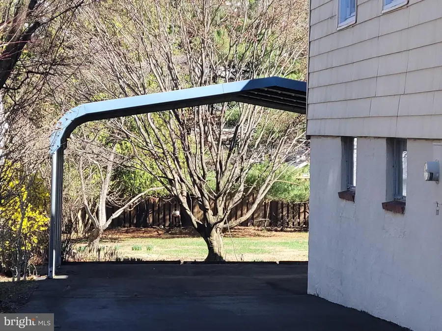 407 Anderson Ave, Rockville, MD 20850 - #3