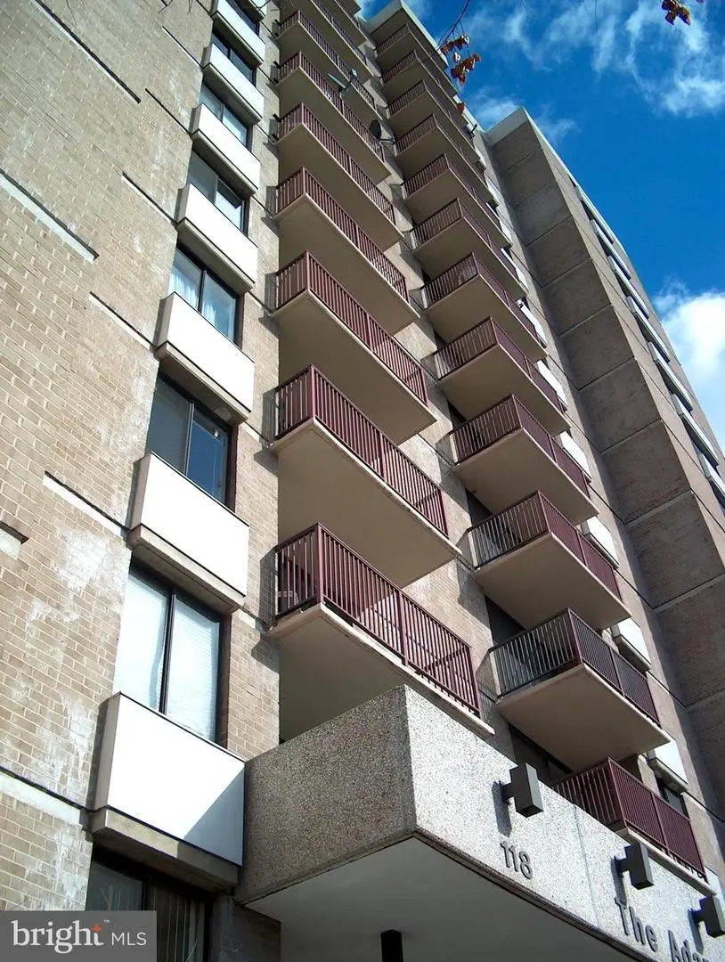 118 Monroe St #701, Rockville, MD 20850 - #2