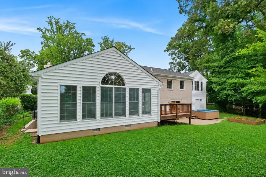 7531 Cayuga Ave, Bethesda, MD 20817 - #2