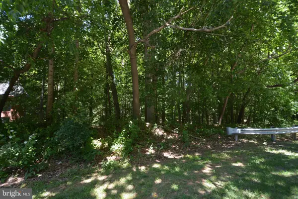 Democracy Blvd, POTOMAC, MD 20854