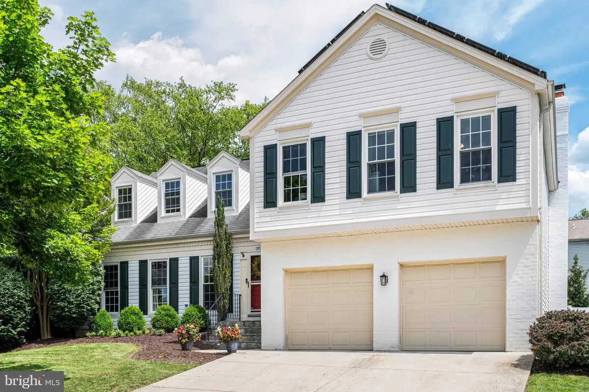 19007 Forest Brook Rd, Germantown, MD 20874 - #1