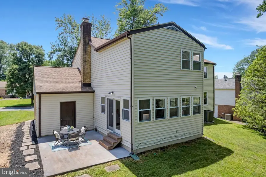 5125 Trailway Dr, Rockville, MD 20853 - #2