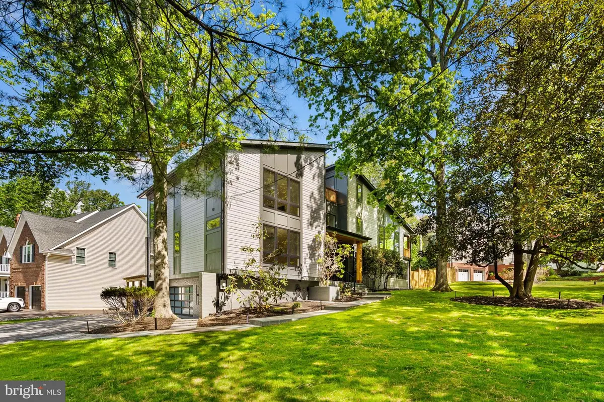 4825 Great Oak Rd, Rockville, MD 20853 - #1