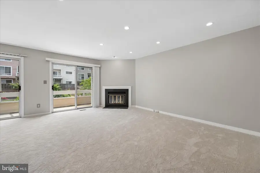 9817 Sailfish Ter, Montgomery Village, MD 20886 - #3