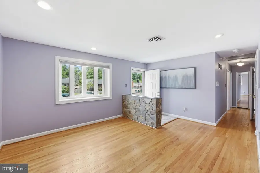 10713 Gregory St, Silver Spring, MD 20901 - #3
