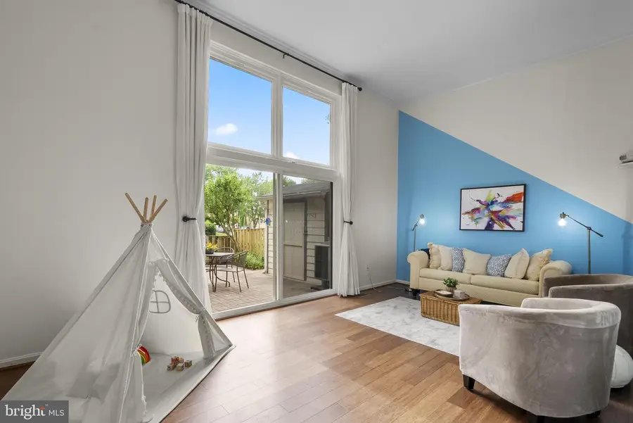 14 Blue Silo Ct, Gaithersburg, MD 20878 - #3