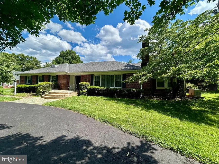805 Orchard Way, Silver Spring, MD 20904 - #2