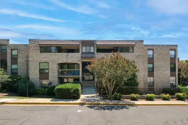423 Christopher Ave #20, GAITHERSBURG, MD 20879