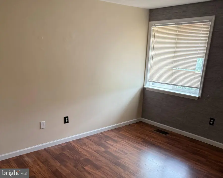 19555 Brassie Pl #9, Montgomery Village, MD 20886 - #2