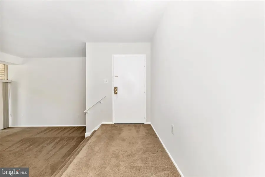 14410 Parkvale Rd #14410, Rockville, MD 20853 - #2