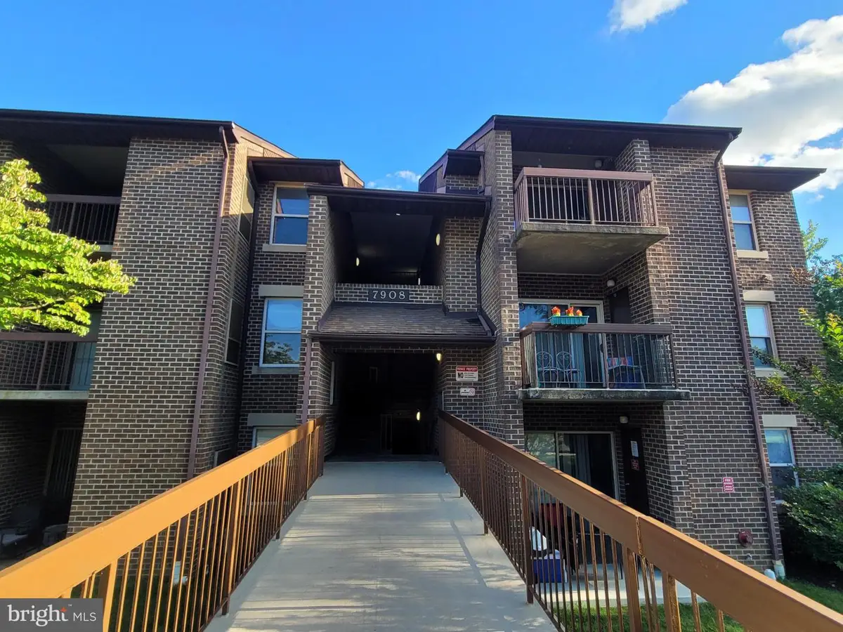 7908 Pearlbush Dr #301, Gaithersburg, MD 20879 - #1