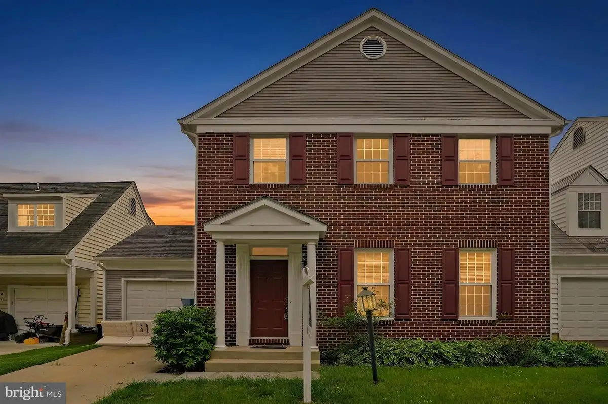 8612 Castlebar Way, Gaithersburg, MD 20886 - #1