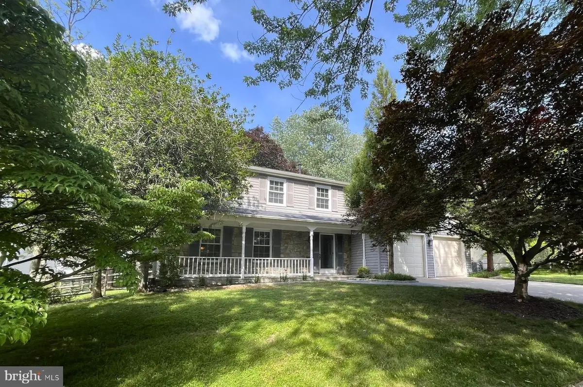 15709 Indianola Dr, Rockville, MD 20855 - #1