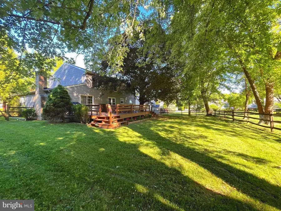 15709 Indianola Dr, Rockville, MD 20855 - #2