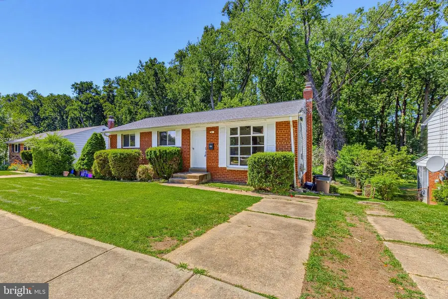 5115 Brentford Dr, Rockville, MD 20852 - #3
