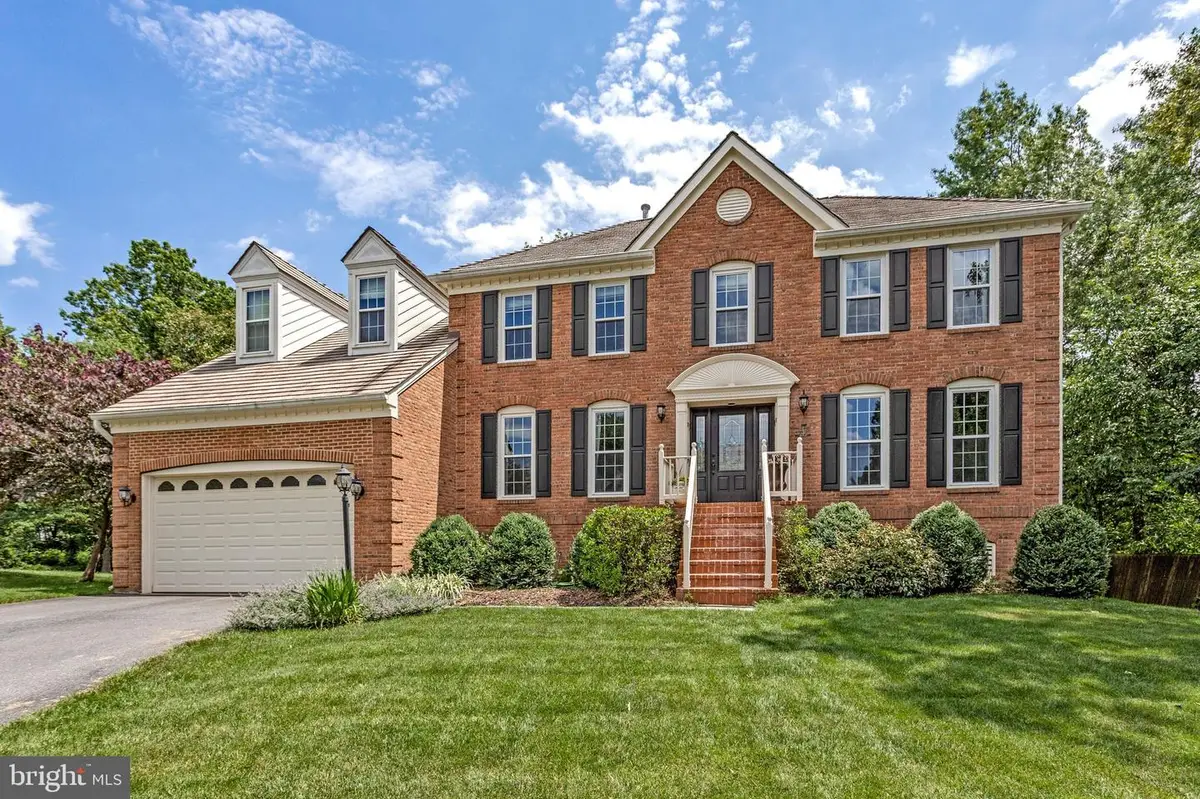 14201 Floral Park Dr, North Potomac, MD 20878 - #1