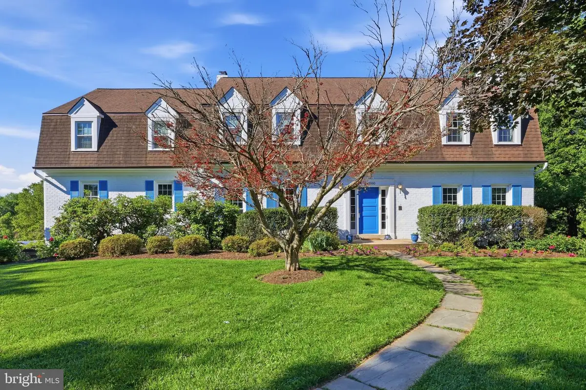 14200 White Water Way, Gaithersburg, MD 20878 - #1