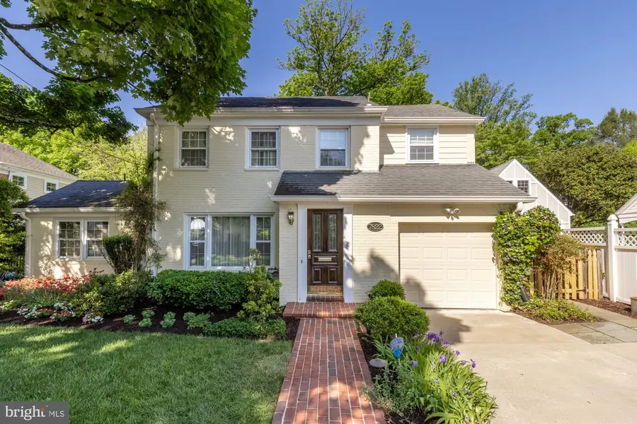 7822 Moorland Ln, Bethesda, MD 20814 - #2