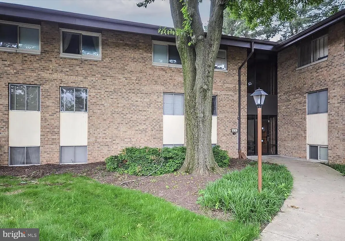 9908 Walker House Rd #9908-6, Gaithersburg, MD 20886 - #1