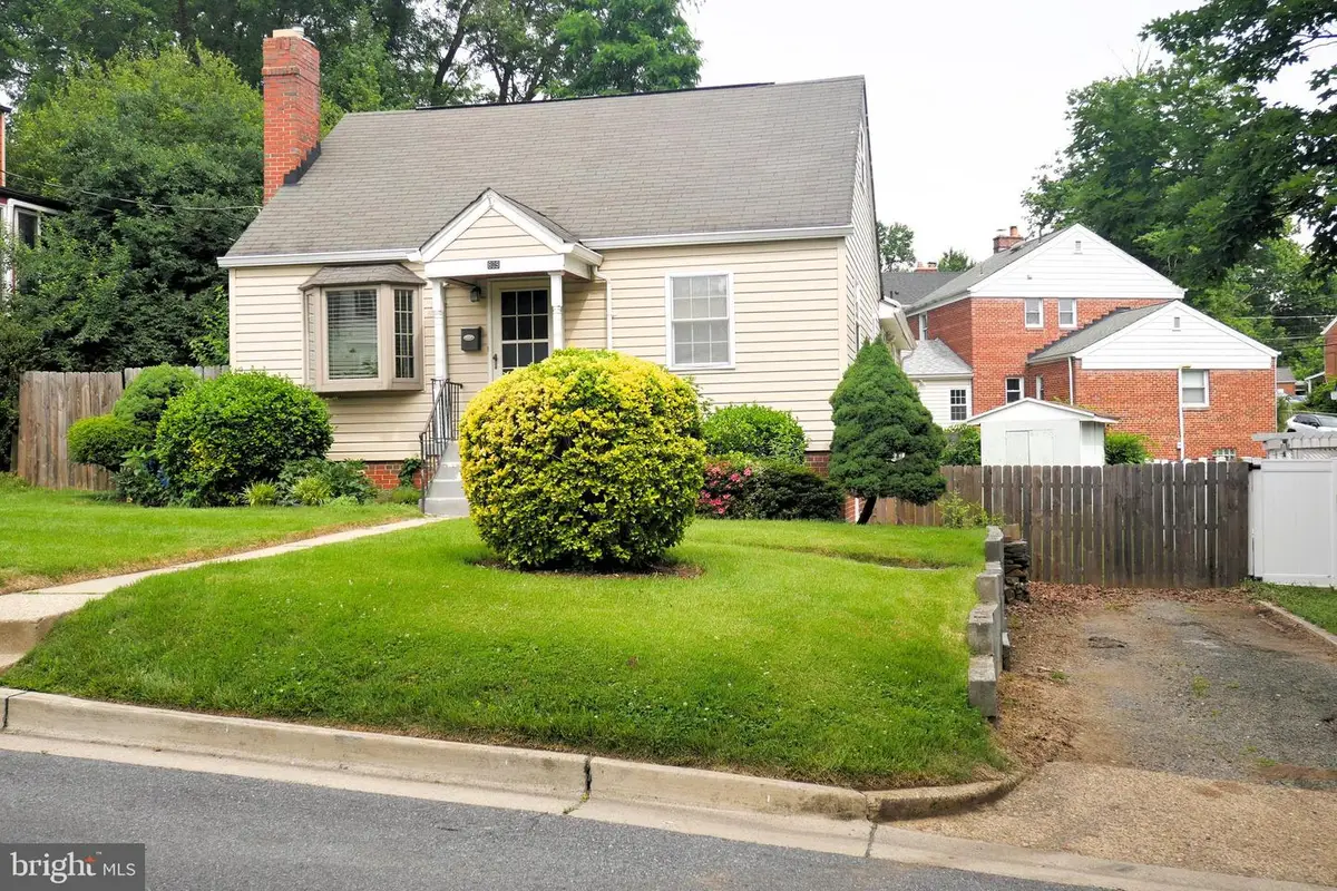 809 Langley Dr, Silver Spring, MD 20901 - #1