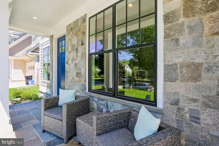 4807 Derussey Pkwy, Chevy Chase, MD 20815 - #3