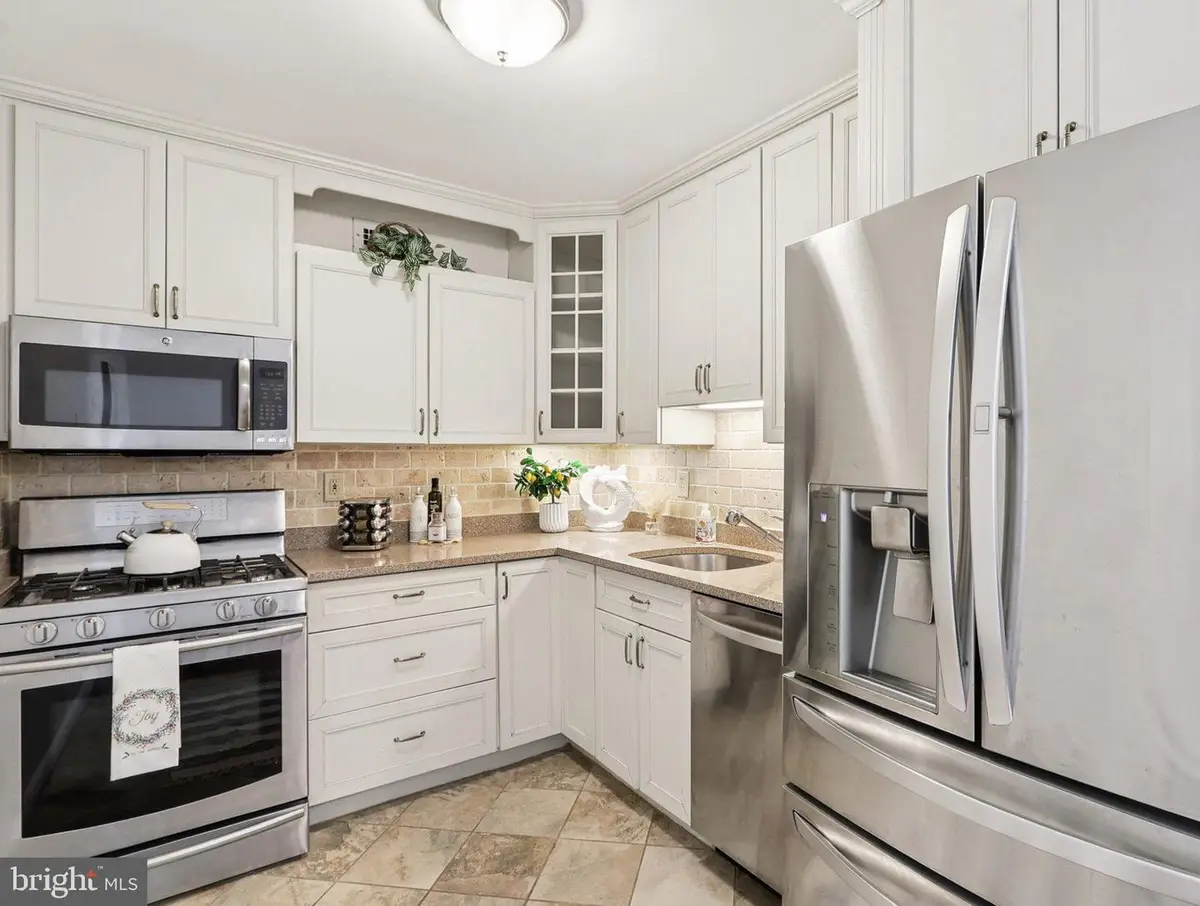 4977 Battery Ln #1-610, Bethesda, MD 20814 - #1