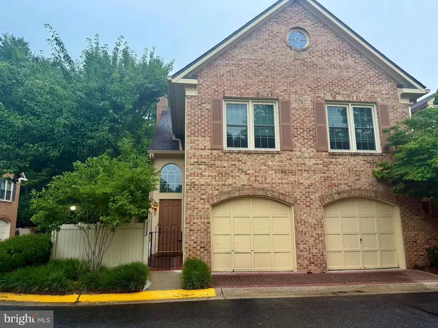 5823 Linden Square Ct #52, Rockville, MD 20852 - #2