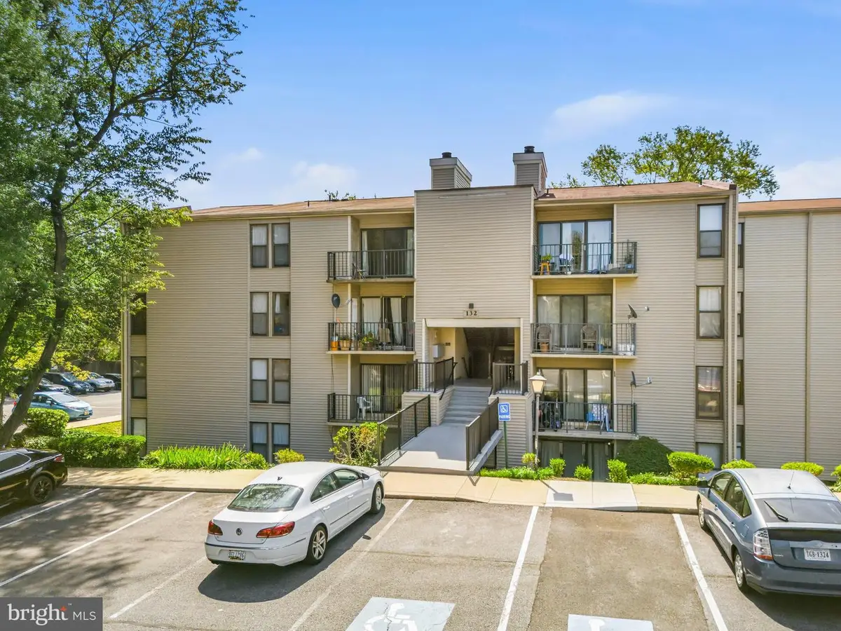 132 Duvall Ln #205-10, Gaithersburg, MD 20877 - #1