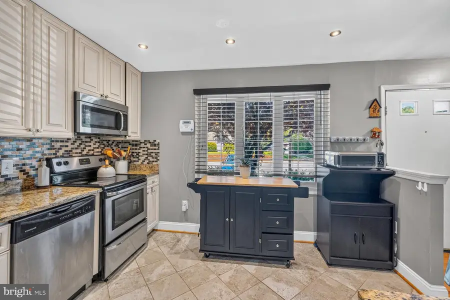 120 Gold Kettle Dr, Gaithersburg, MD 20878 - #2