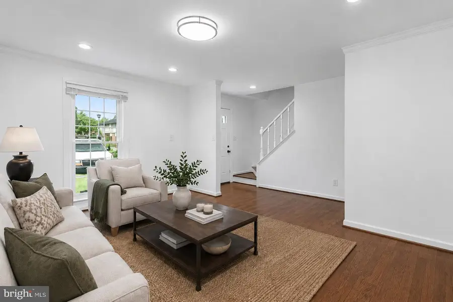 19943 Spur Hill Dr, Montgomery Village, MD 20886 - #2
