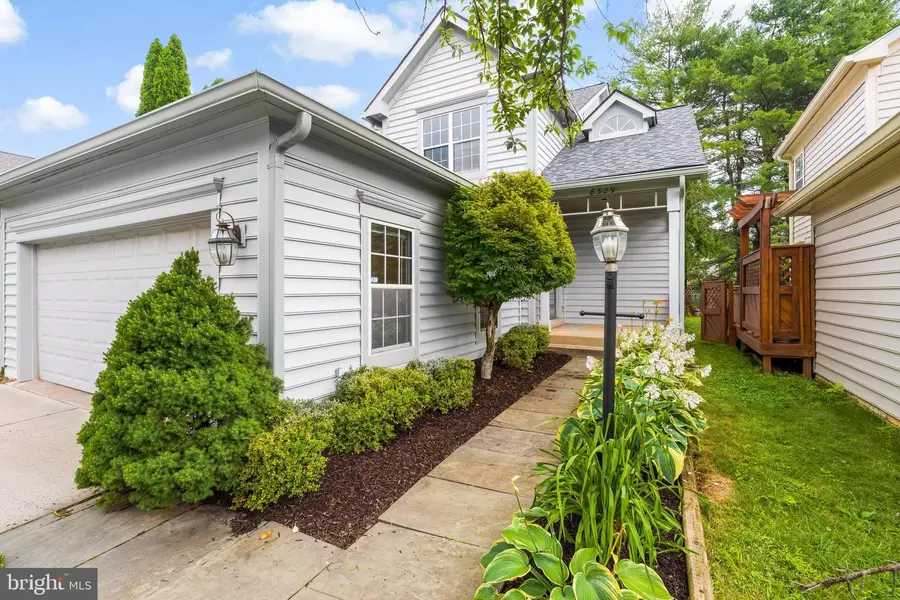 8329 Marketree Cir, Montgomery Village, MD 20886 - #2
