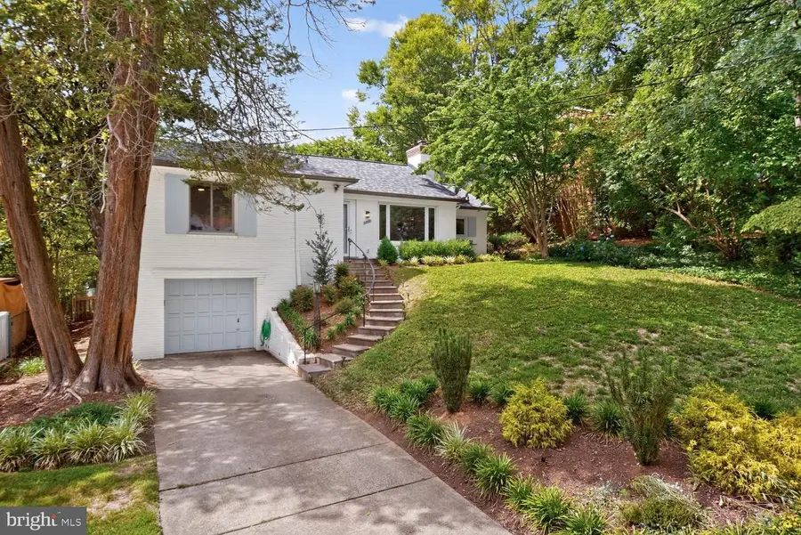6008 Benalder Dr, Bethesda, MD 20816 - #3