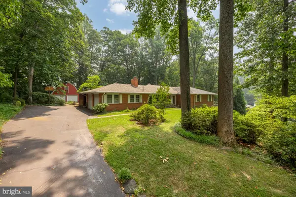 7201 Pyle Rd, BETHESDA, MD 20817
