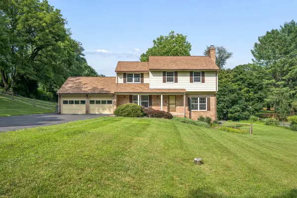 24513 Hanson Rd, LAYTONSVILLE, MD 20882