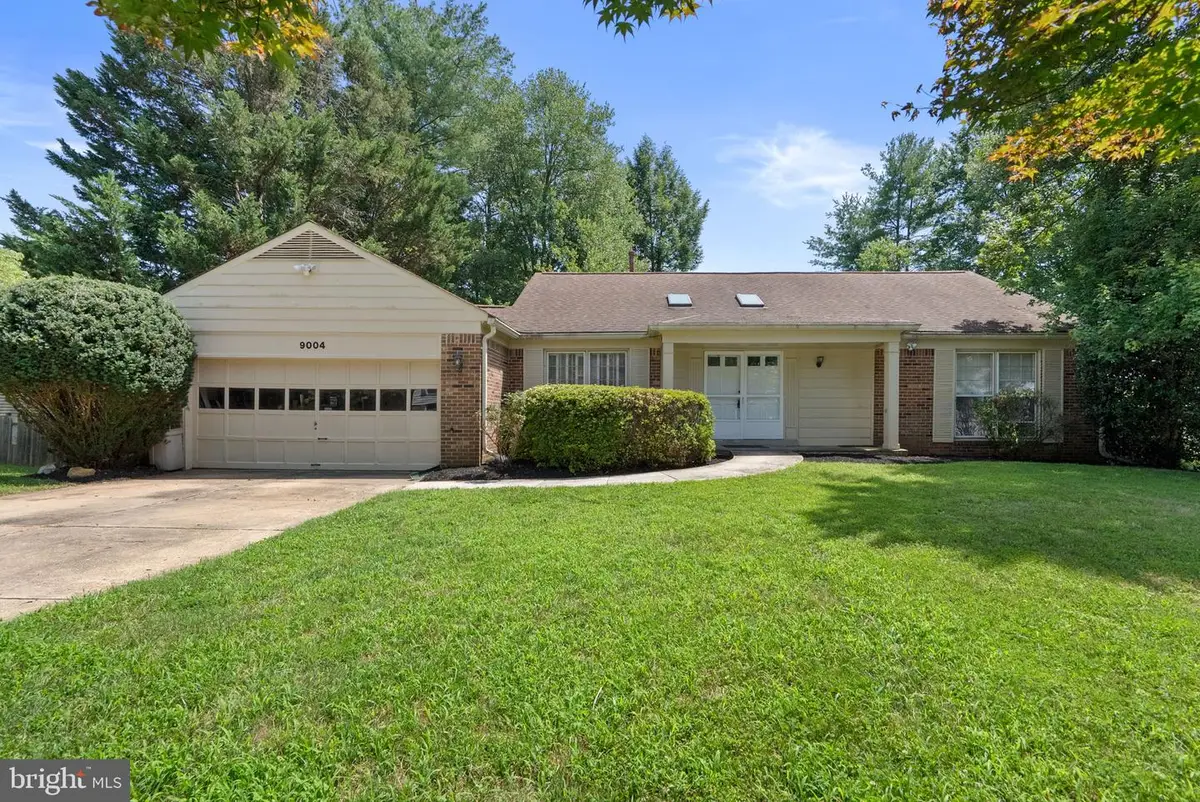 9004 Paddock Ln, Rockville, MD 20854 - #1