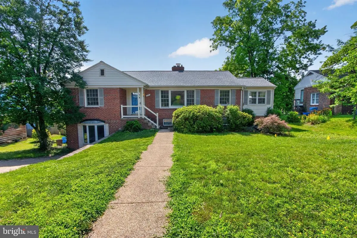 7313 Lynnhurst St, Chevy Chase, MD 20815 - #1