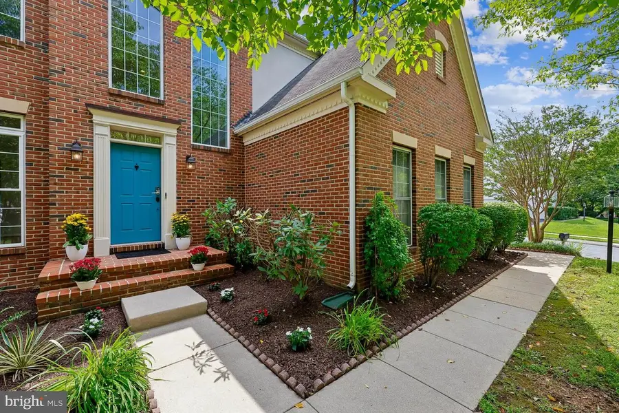 2 Seneca Forest Ct, Germantown, MD 20876 - #2