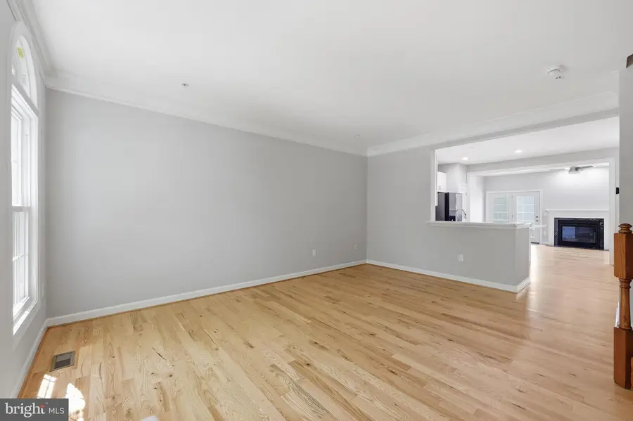 12105 Pond Pine Dr, Clarksburg, MD 20871 - #3