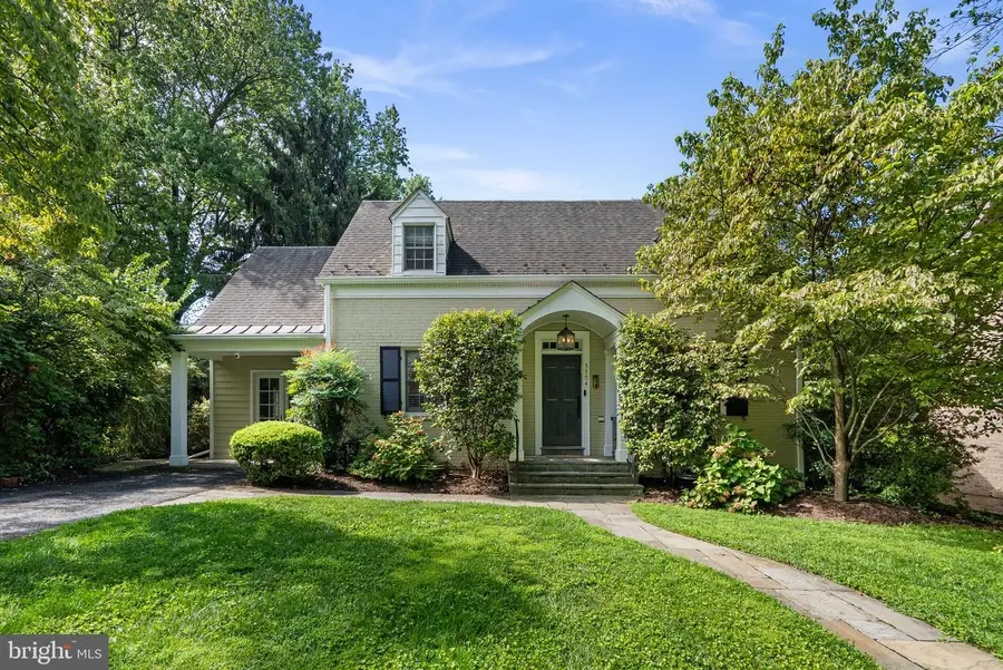 3704 Inverness Dr, Chevy Chase, MD 20815 - #2