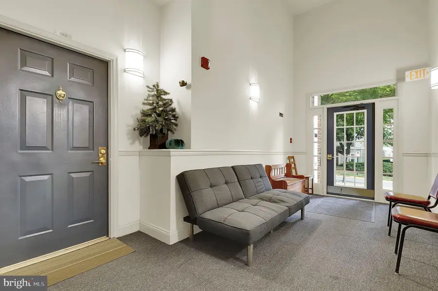 9801 Feathertree Ter #1, Montgomery Village, MD 20886 - #3