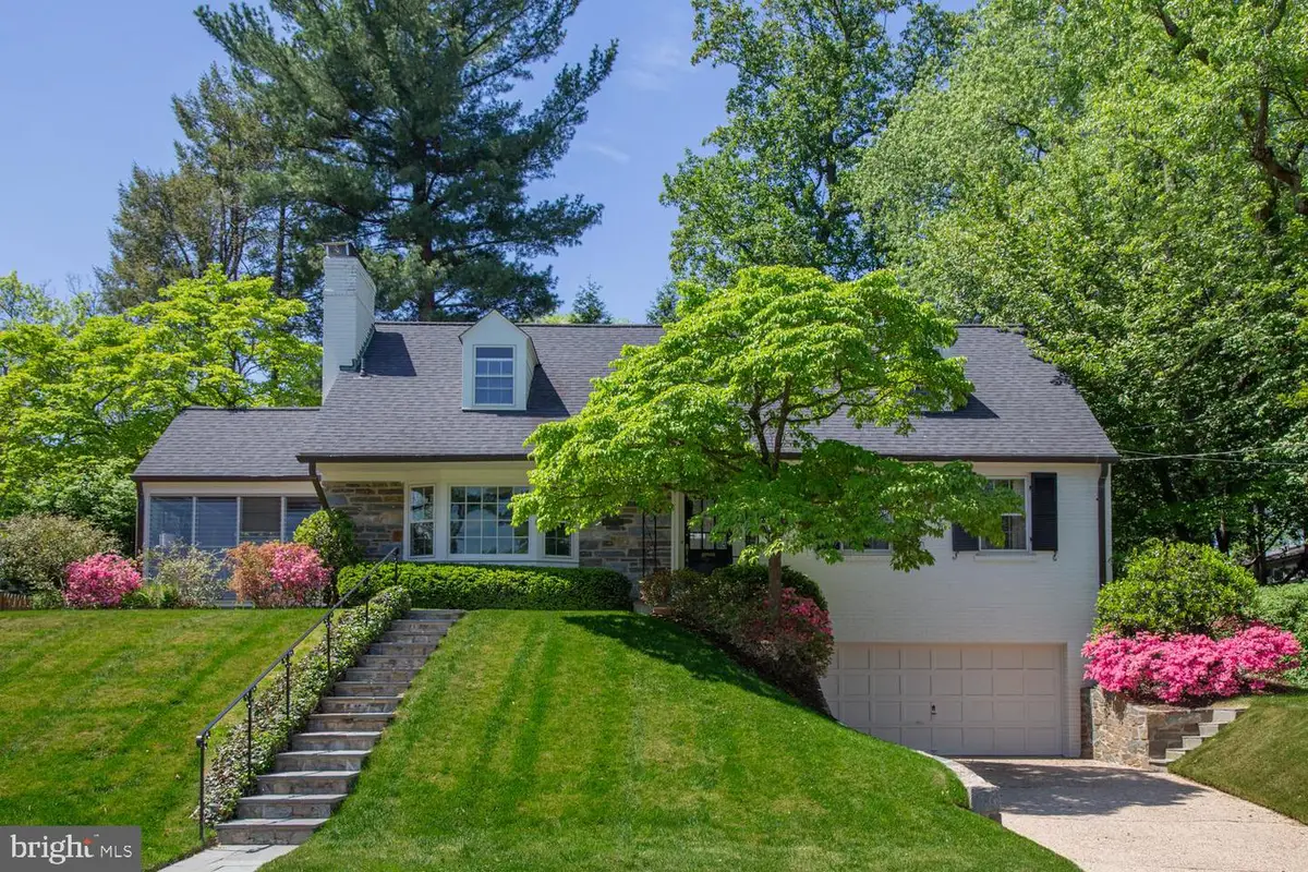 5016 Scarsdale Rd, Bethesda, MD 20816 - #1