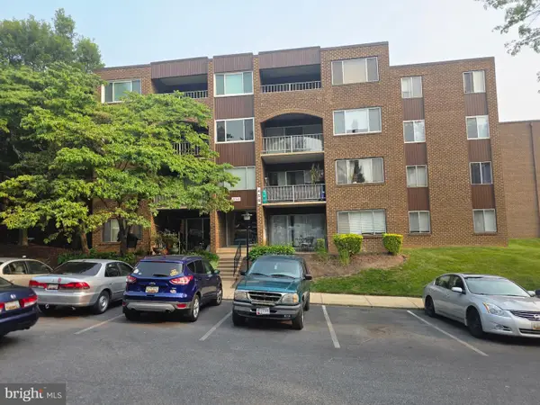 458 Girard St #390, GAITHERSBURG, MD 20877