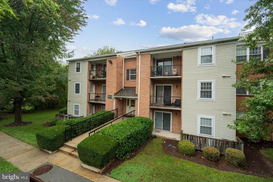 18334 Streamside Dr #303, Gaithersburg, MD 20879 - #2